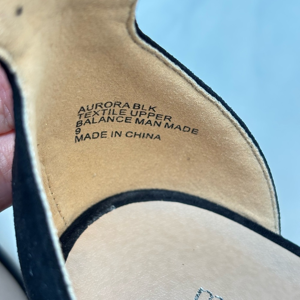 Madden‎ Girl “Aurora” Black Block Heel Sandals • Size 9M 👠🖤 - Picture 5 of 7